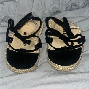 🆕 Old Navy Baby Espadrille Sandals Sz 0-3 Months